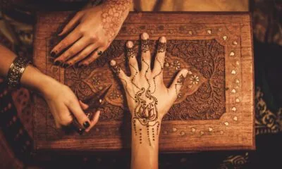 arabic:a789goqsrre= mehendi design